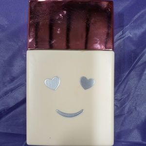 Benefit Cosmetics Hello Happy Foundation